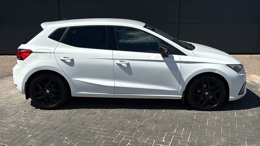 Seat Ibiza 1.0 Tsi 115 Fr 0 Ps White #4