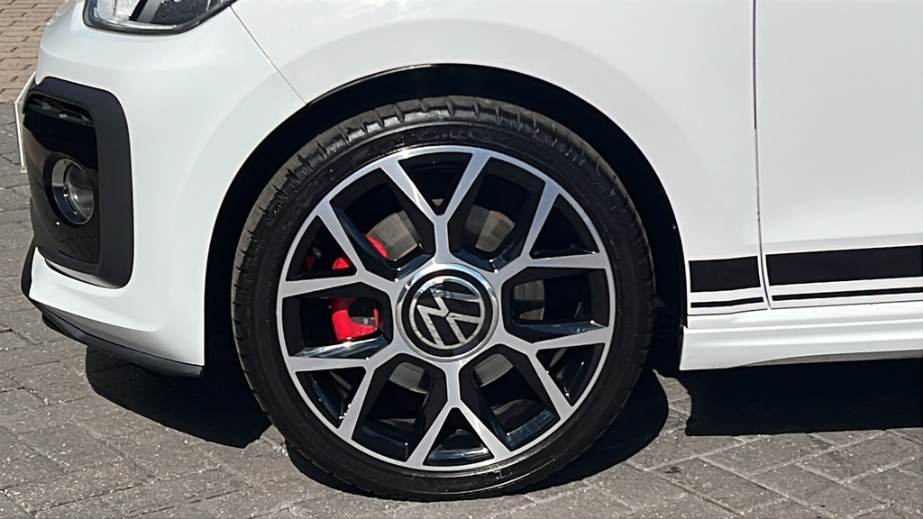 Volkswagen Up 1.0 115Ps Up Gti 115 Ps Black #5