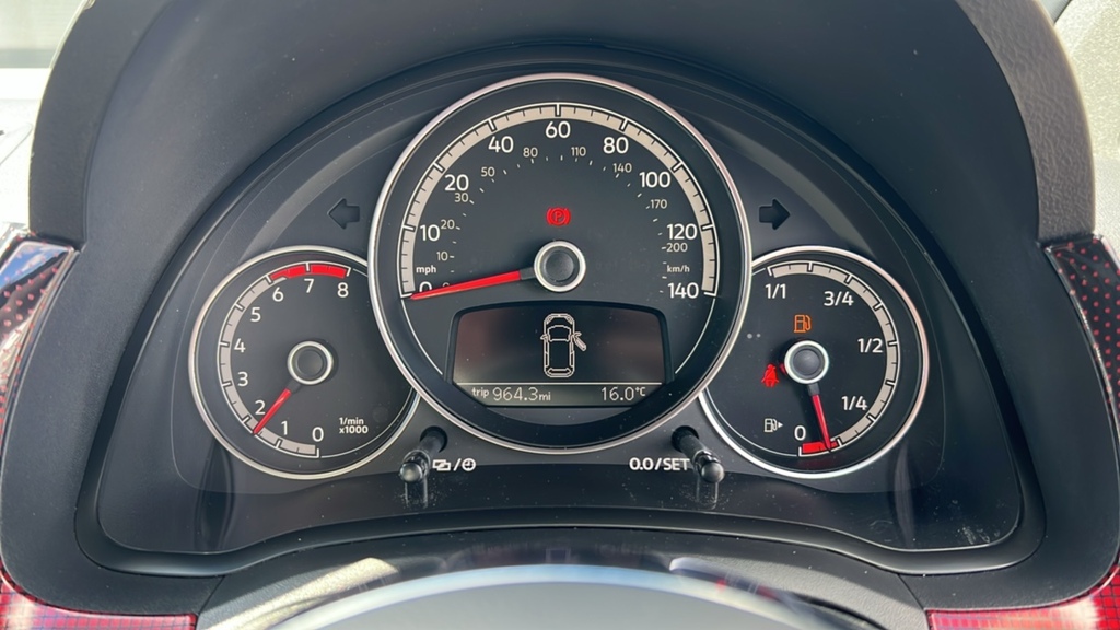 Volkswagen Up 1.0 Petrol Automaticulez White #19