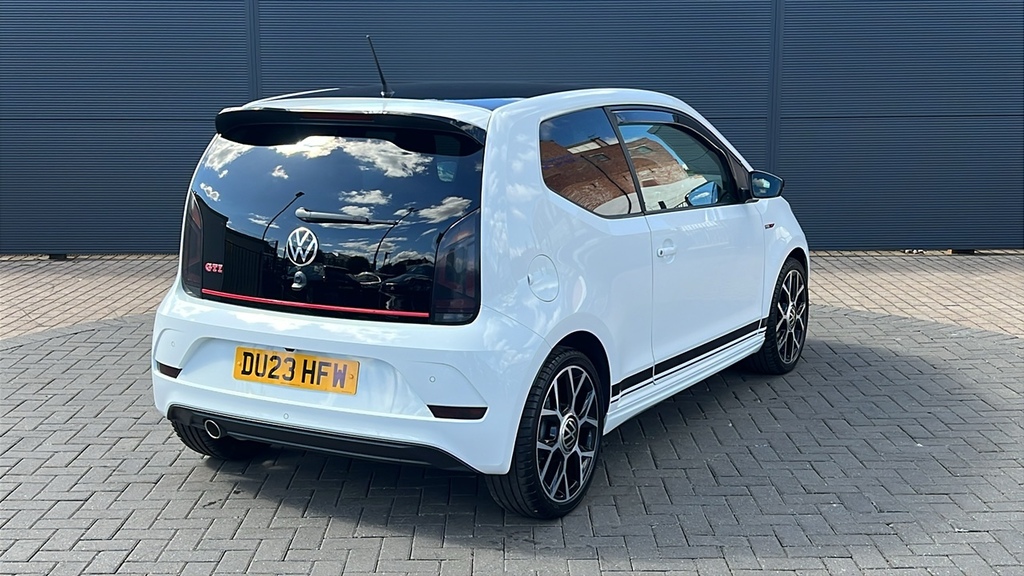 Volkswagen Up 1.0 Petrol Automaticulez White #11