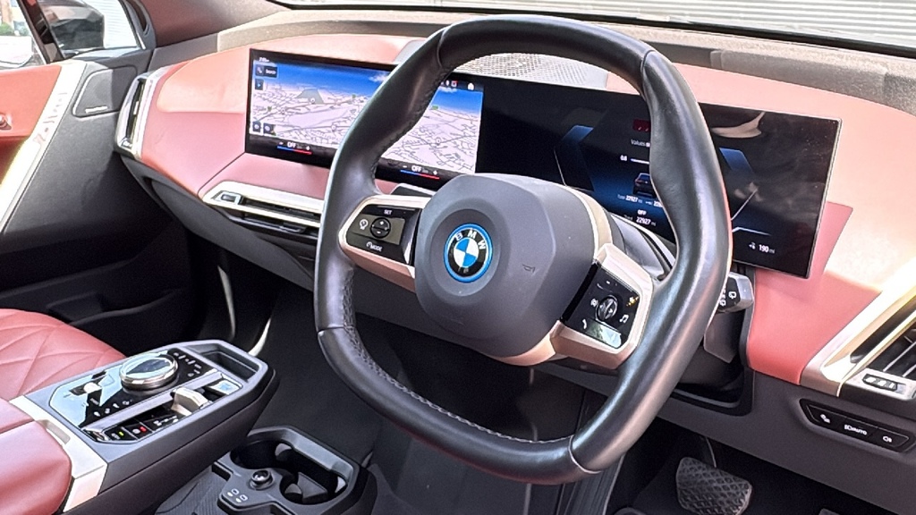 BMW iX 240Kw Xdrive40 M Sport 76.6Kwh 0 Ps Black #6