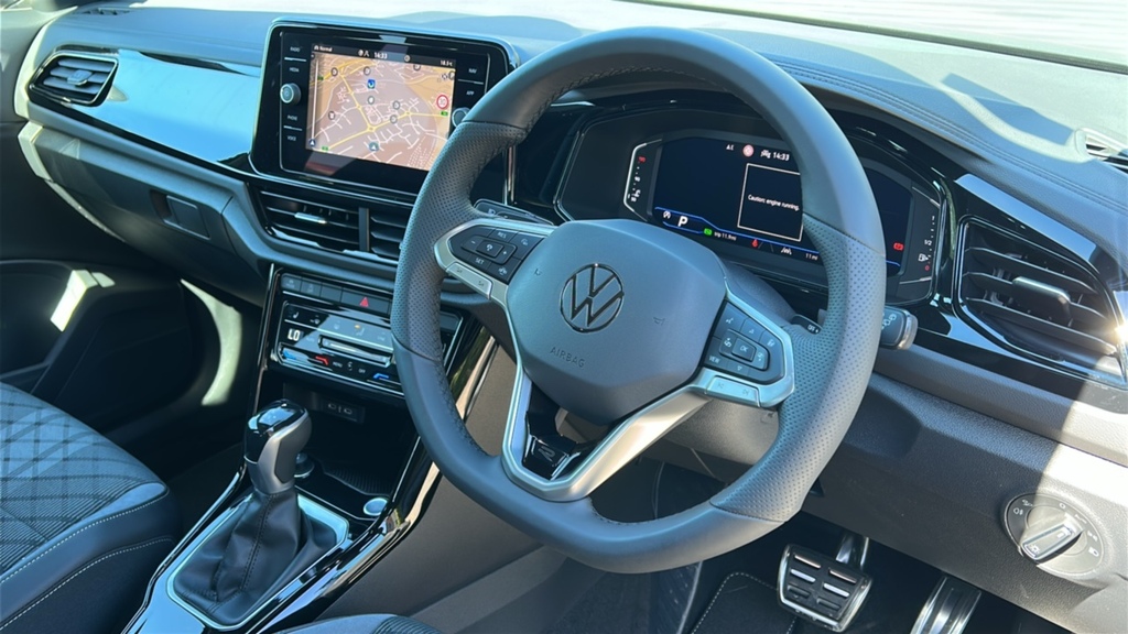 Volkswagen T-Roc 1.5 Tsi Black Edition Plus Dsg 0 Ps Black #6