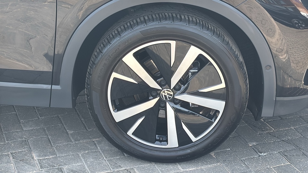 Volkswagen Tiguan 1.5 Etsi 150 Elegance Dsg 0 Ps Black #5