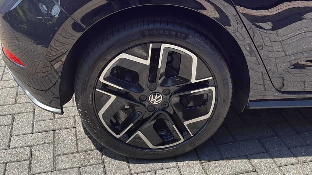 Volkswagen Polo 1.0 Tsi 115 Black Edition Dsg 0 Ps Black #5
