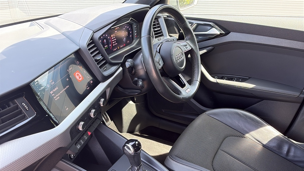 Audi A1 40 Tfsi S Line Competition S Tronic 0 Ps Black #2