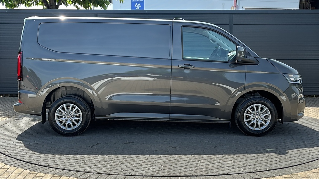 Volkswagen Transporter 2.0 Tdi 150 Commerce Pro Van 4Motion 150 Ps Grey #4