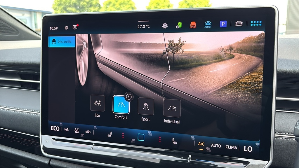 Volkswagen ID.7 210Kw Match Pro 77Kwh Interior Pack Blue #23