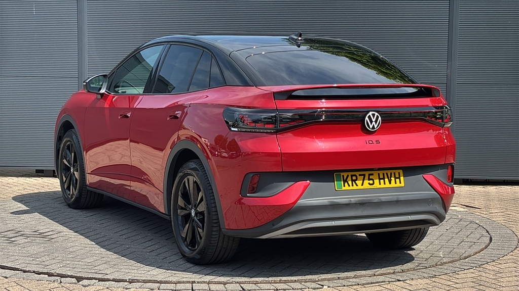 Volkswagen ID.5 210Kw Black Edition Pro 77Kwh 286 Ps Red #3