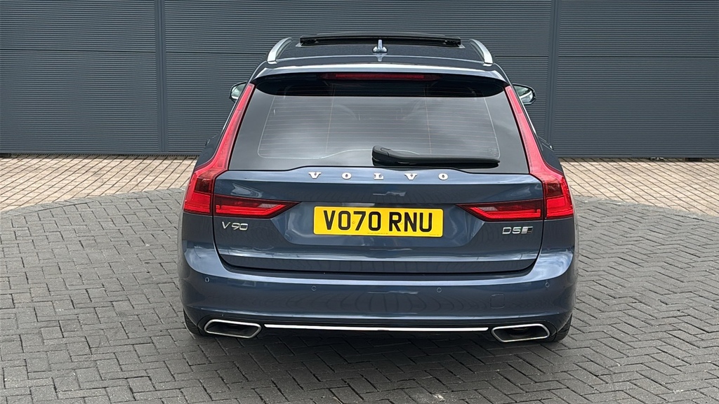 Volvo V90 D4 R-design Plus Black #10