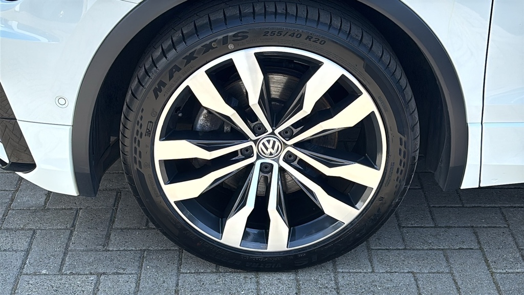 Volkswagen Tiguan 2.0 Tdi 190 4Motion R Line Tech Dsg 190 Ps White #5