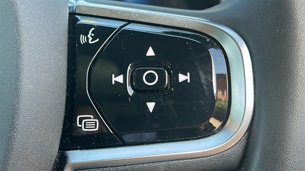 Volvo XC60 Xc60 B5 Mhev Awd White #19