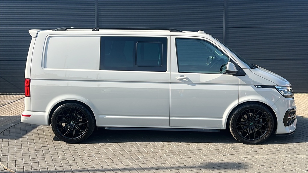 Volkswagen Transporter 2.0 Bitdi 204 Highline Kombi Van Dsg 204 Ps Grey #4