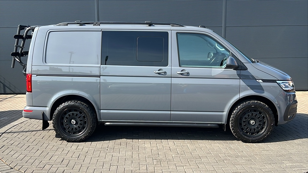 Volkswagen Transporter 2.0 Bitdi 199 Highline Kombi Van 4Motion Dsg 199 Grey #4
