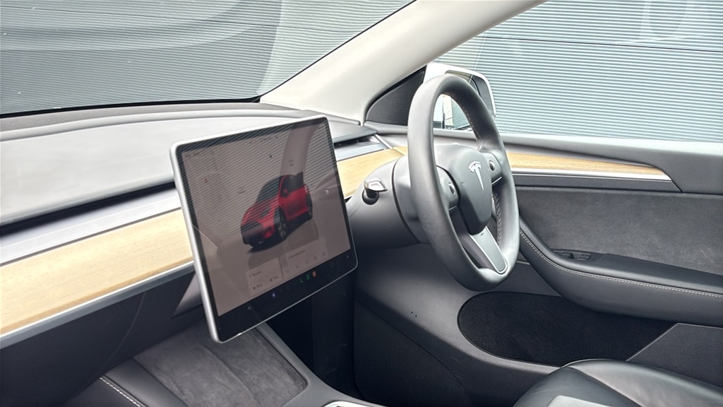 Tesla Model Y Long Range Awd 0 Ps White #2