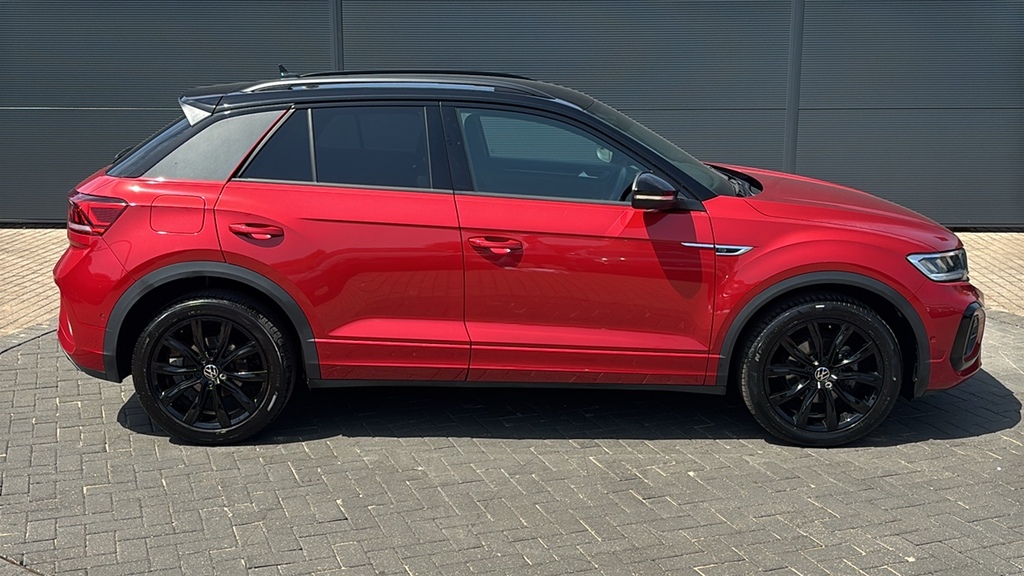 Volkswagen T-Roc 1.5 Tsi R-line Dsg 0 Ps Red #4