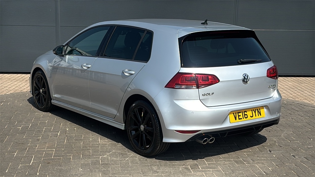 Volkswagen Golf 2.0 Tdi R-line 150 Ps Silver #3