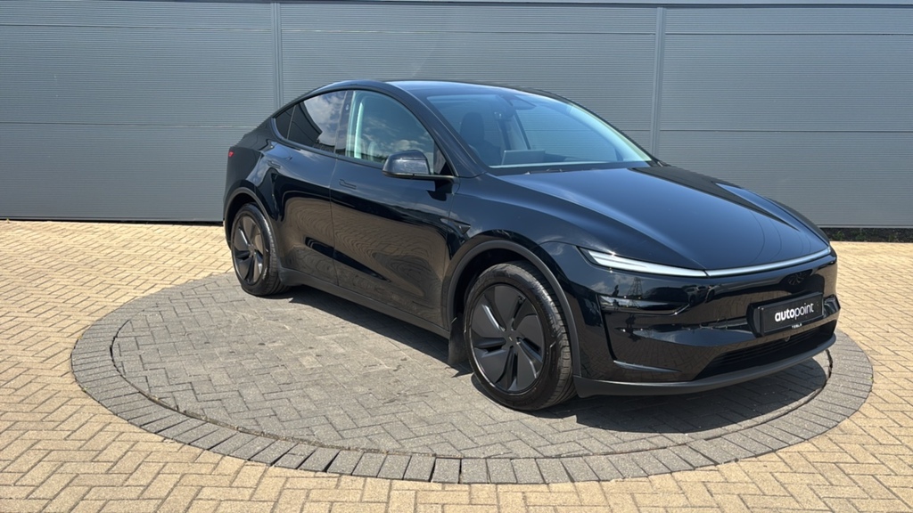 Tesla Model Y Long Range Rwd 295 Ps Black