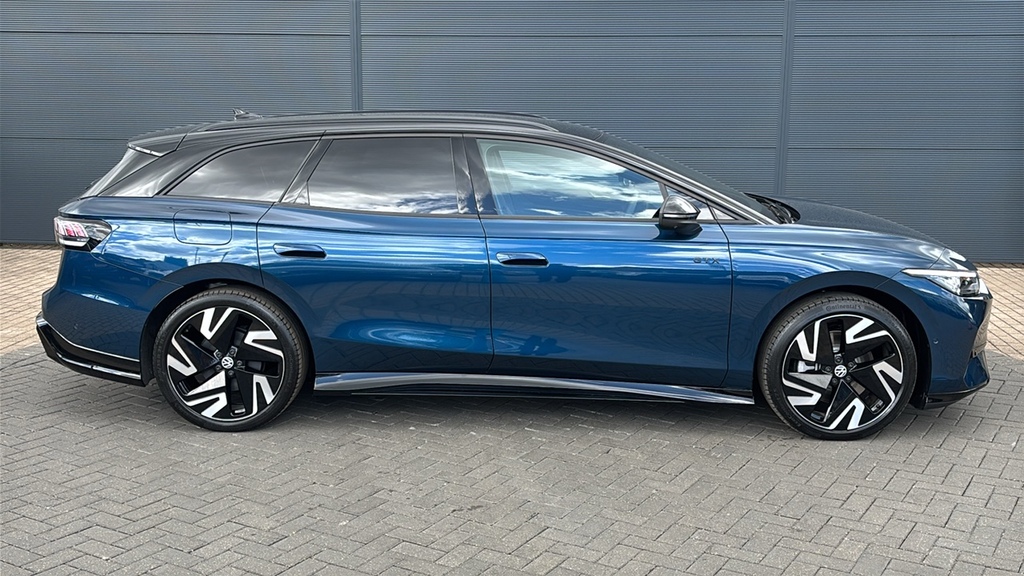 Volkswagen ID.7 250Kw 4Motion Gtx Plus 86Kwh 0 Ps Black #4