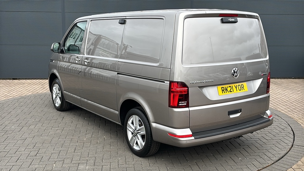 Volkswagen Transporter 2.0 Bitdi 204 Highline Van 4Motion Dsg 204 Ps Beige #3