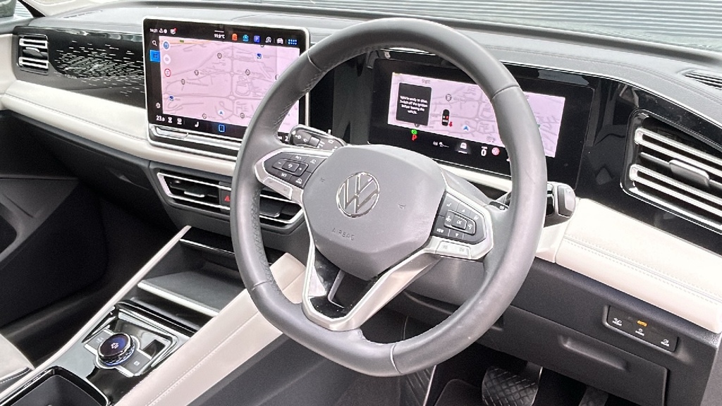 Volkswagen Tiguan 2.0 Tdi Elegance Dsg 150 Ps FE75XSF Green #6