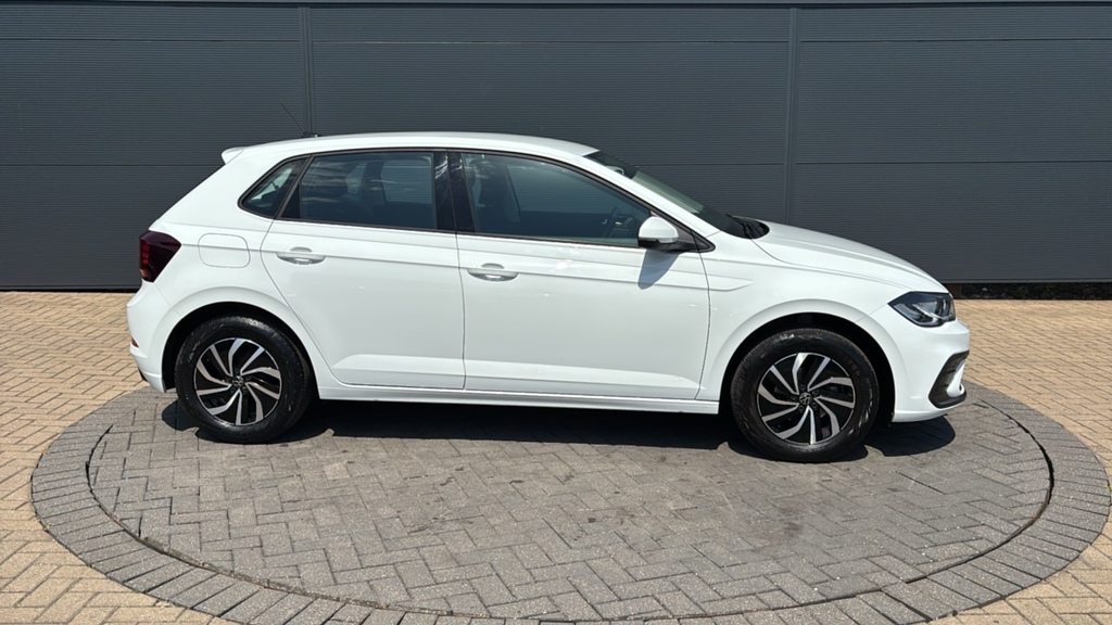 Volkswagen Polo 1.0 Life 80 Ps White #4