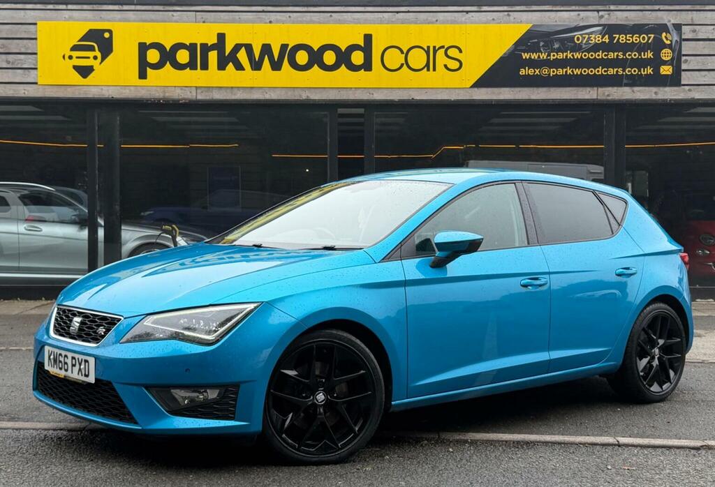 Seat Leon Hatchback 2.0 Tsi Cupra 300 Sport Coupe Euro 6 S Blue