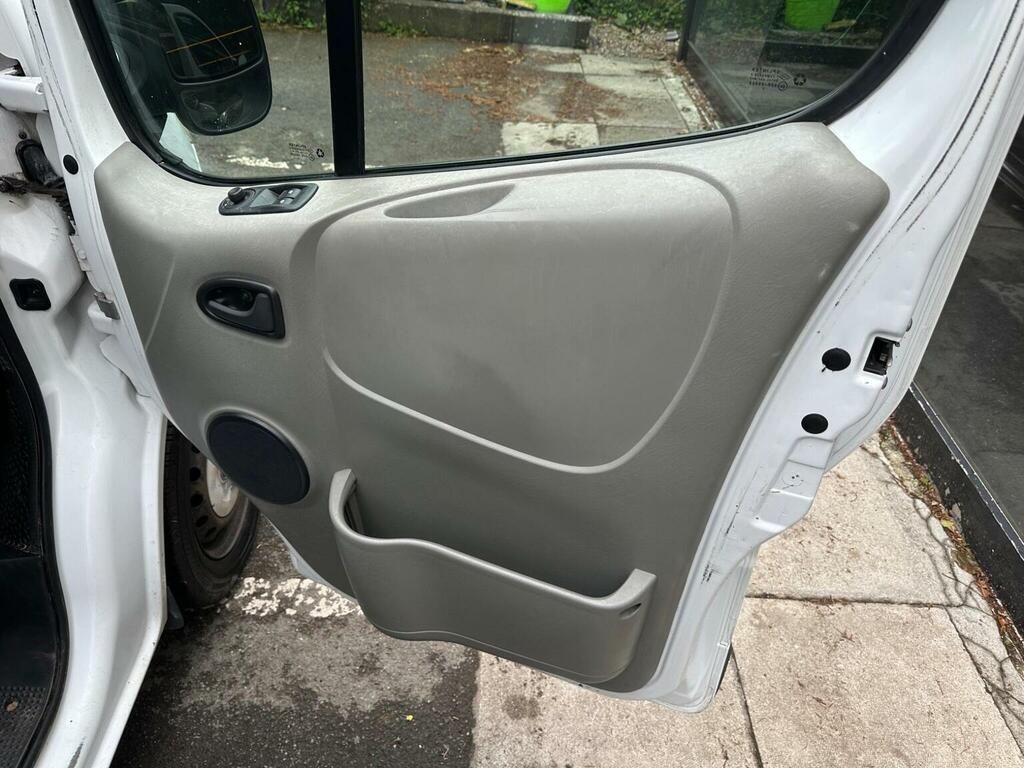 Vauxhall Vivaro 2.0 2900 Cdti Sportive Silver #37
