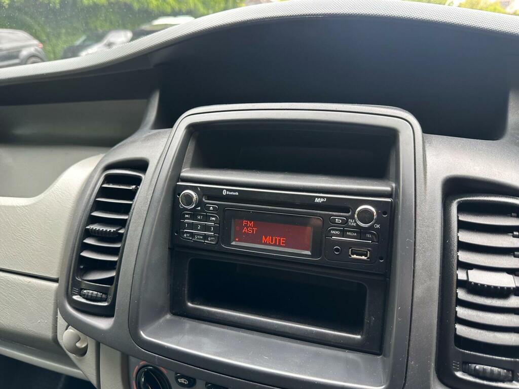 Vauxhall Vivaro 2.0 2900 Cdti Sportive Silver #26