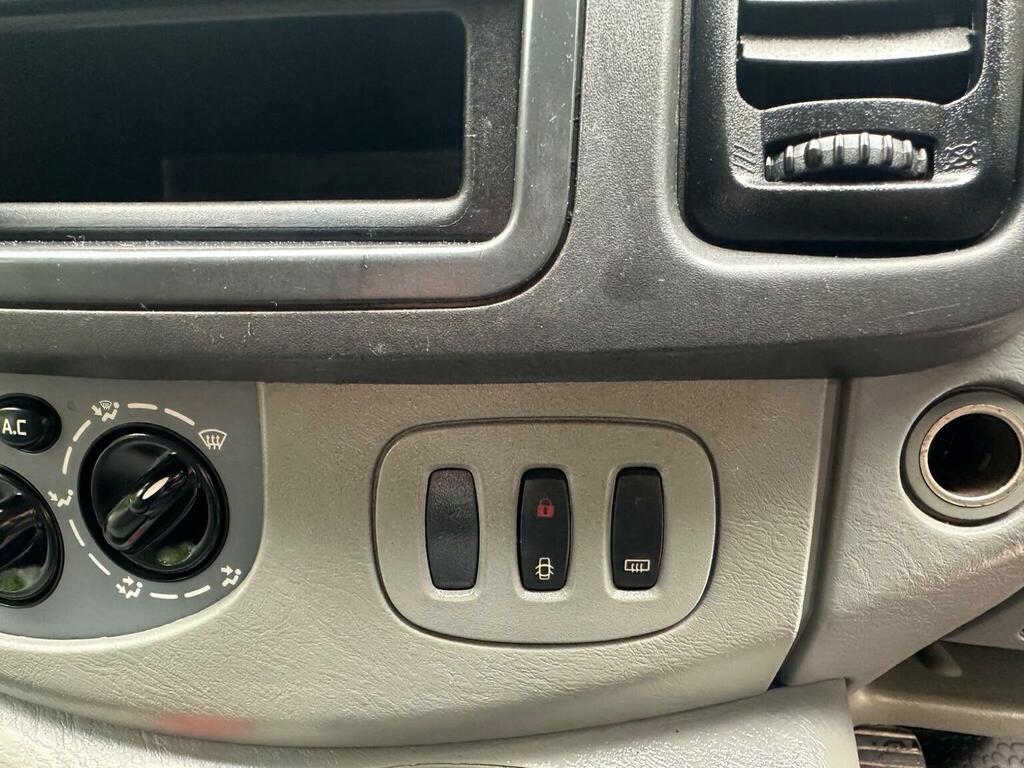 Vauxhall Vivaro 2.0 2900 Cdti Sportive Silver #40