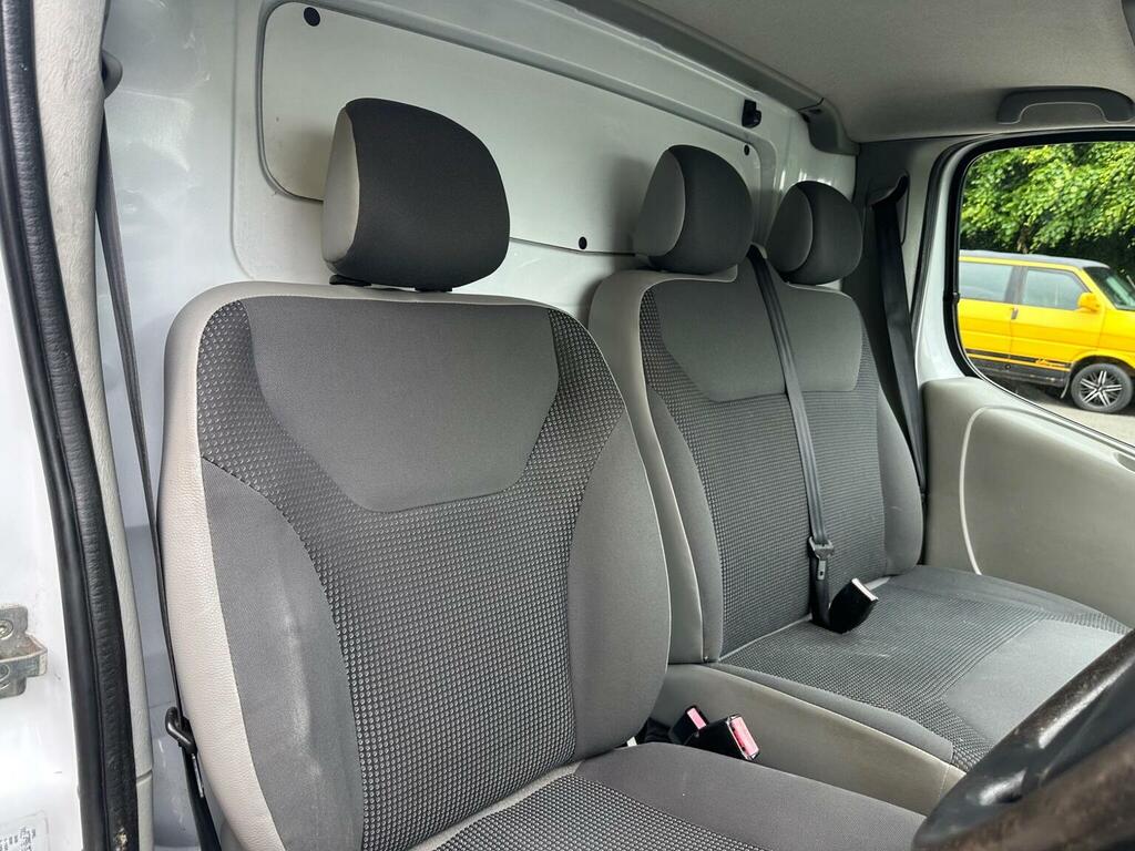 Vauxhall Vivaro 2.0 2900 Cdti Sportive Silver #9