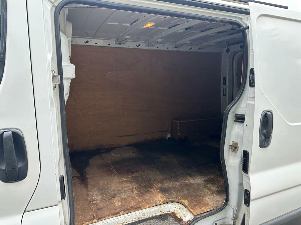 Vauxhall Vivaro 2.0 2900 Cdti Sportive Silver #30