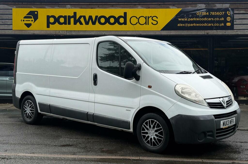 Vauxhall Vivaro Panel Van 2.0 2900 Cdti Fwd L3 201313 White