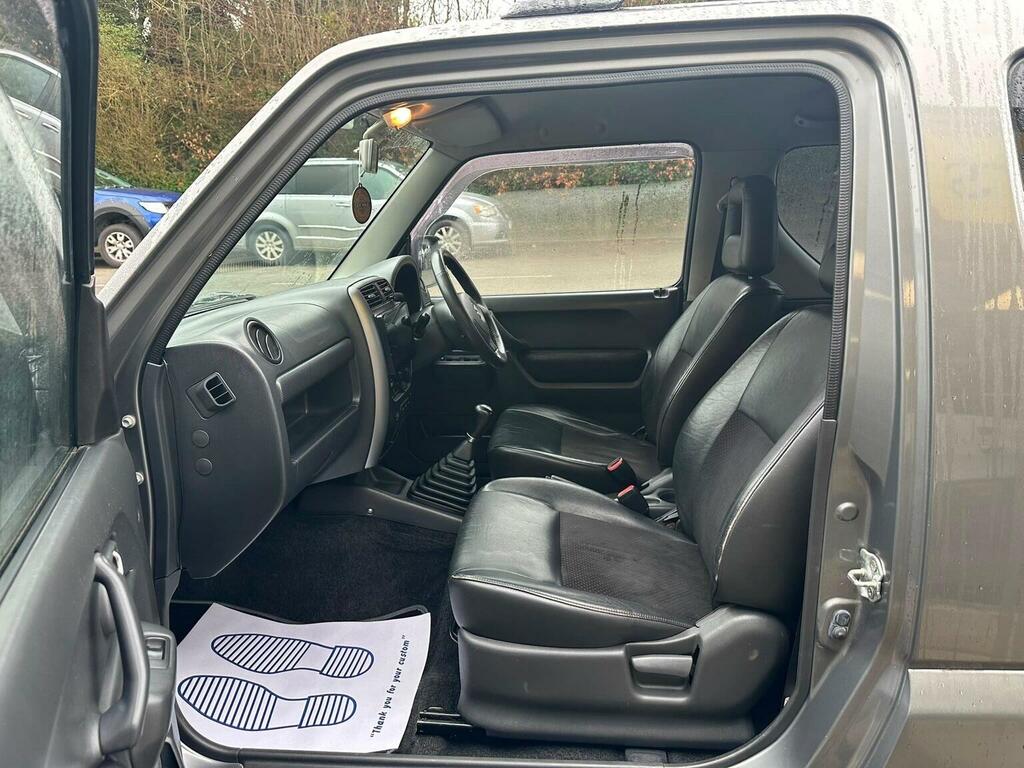 Suzuki Jimny  Black #32