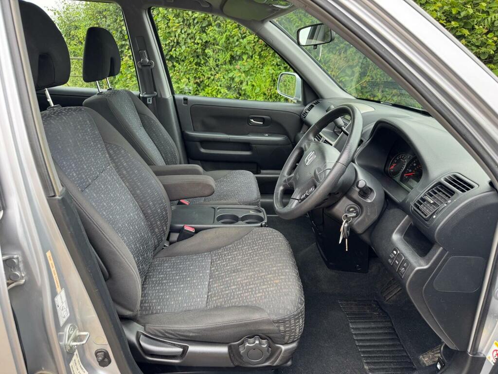 Honda Cr-V I-vtec Executive 5-Door Silver #10