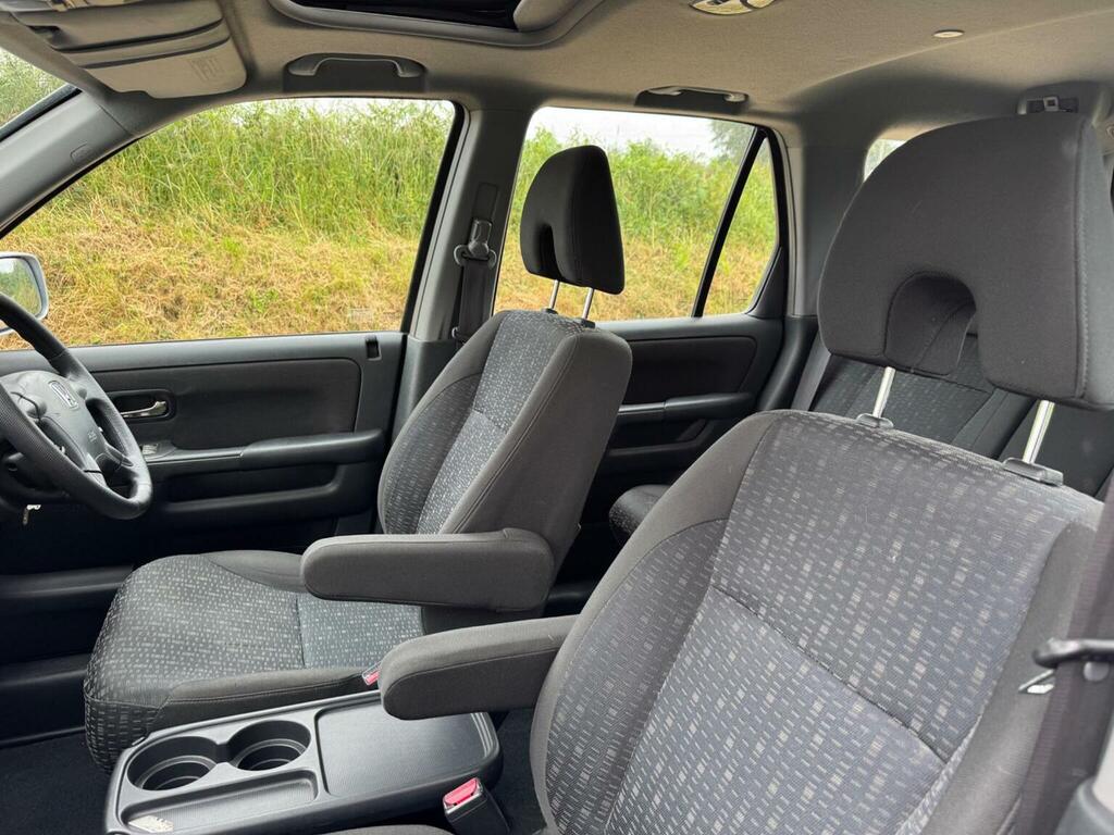 Honda Cr-V I-vtec Executive 5-Door Silver #18