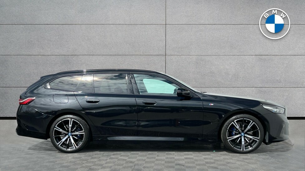 BMW 5 Series 530E M Sport Touring YC25GYW Black #5