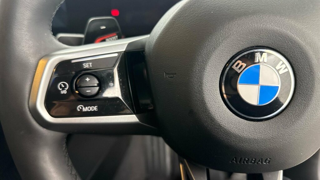 BMW 5 Series Saloon Black #33