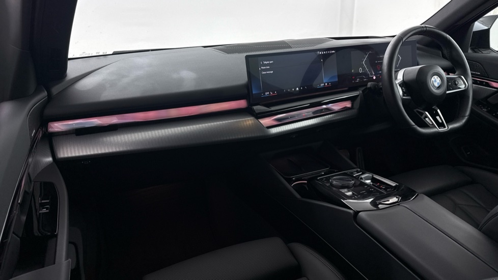 BMW 5 Series Saloon Black #14