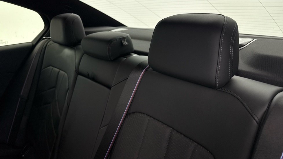 BMW 5 Series Saloon Black #23