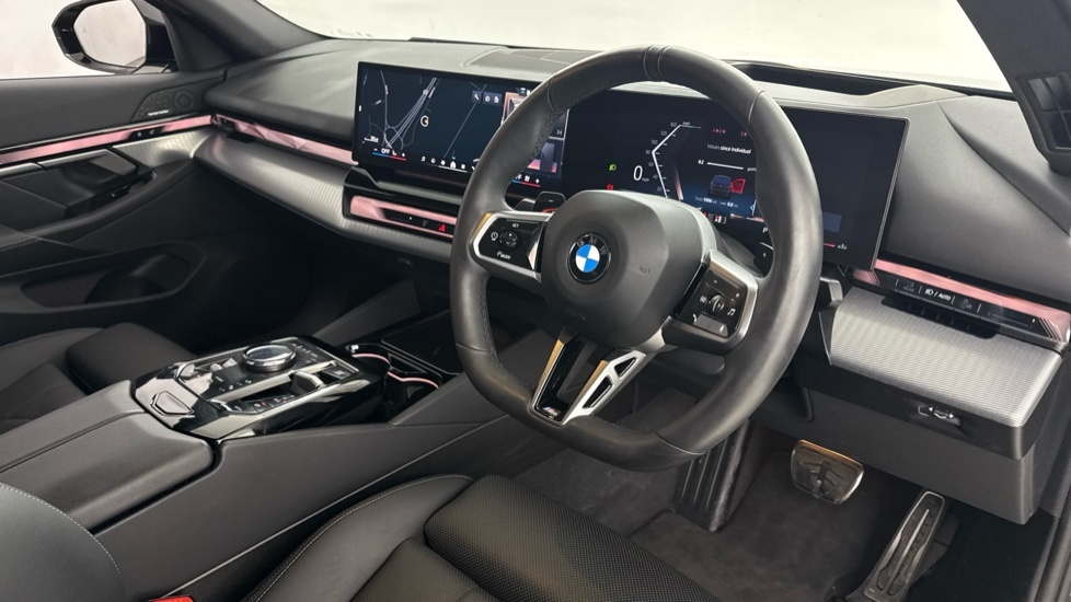 BMW 5 Series Saloon Black #11