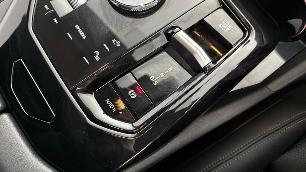 BMW 5 Series Saloon Black #37