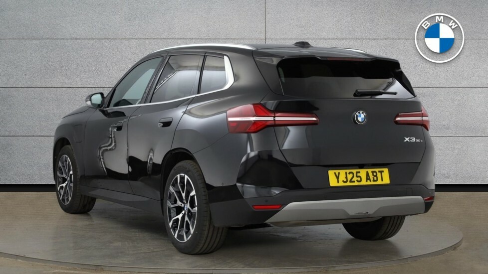 BMW X3 X3 30E Xdrive Xline YJ25ABT Black #3
