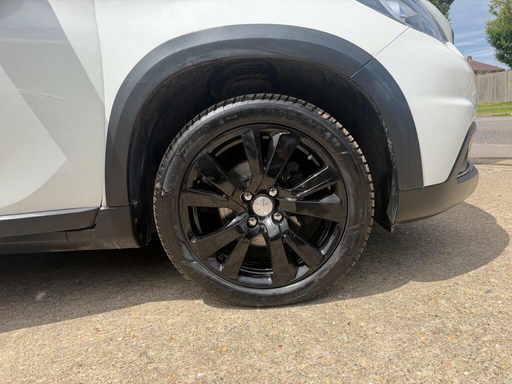 Peugeot 2008 1.2 Puretech Allure Grey #24