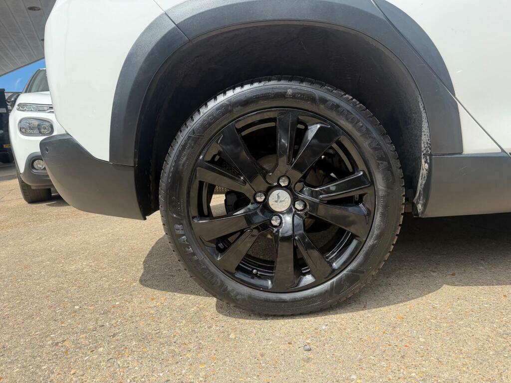 Peugeot 2008 1.2 Puretech Allure Grey #25