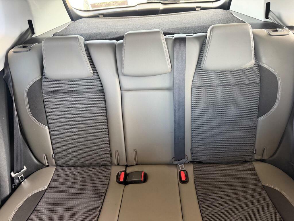 Peugeot 2008 1.2 Puretech Allure Grey #19