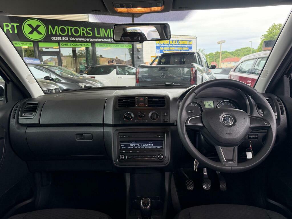 Skoda Fabia 1.2 12V 60 S Red #12