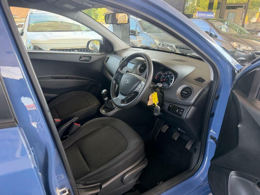 Hyundai I10 1.2L Premium Se White #14