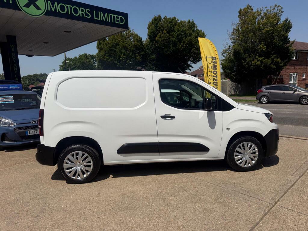 Peugeot Partner 1.5 Bluehdi 1000 Professional Standard Panel Van S White #4