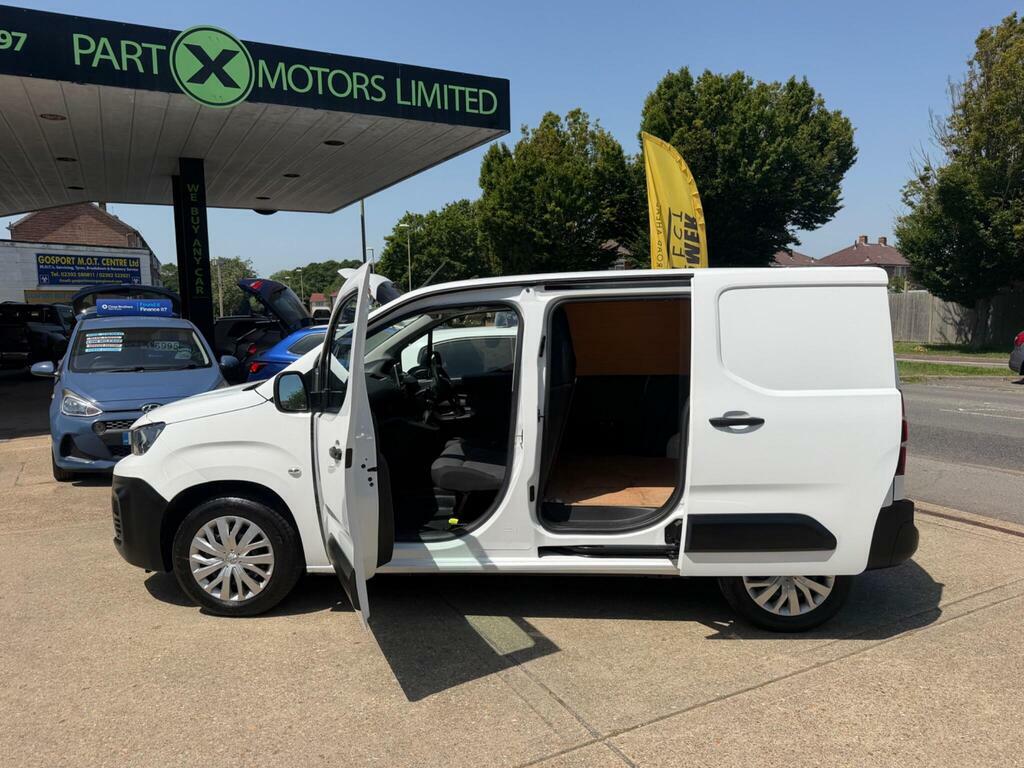 Peugeot Partner 1.5 Bluehdi 1000 Professional Standard Panel Van S White #6