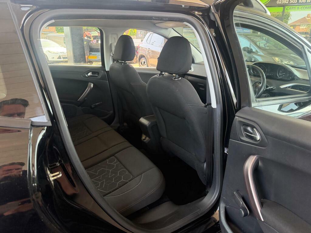 Peugeot 2008 E-hdi Active Grey #22